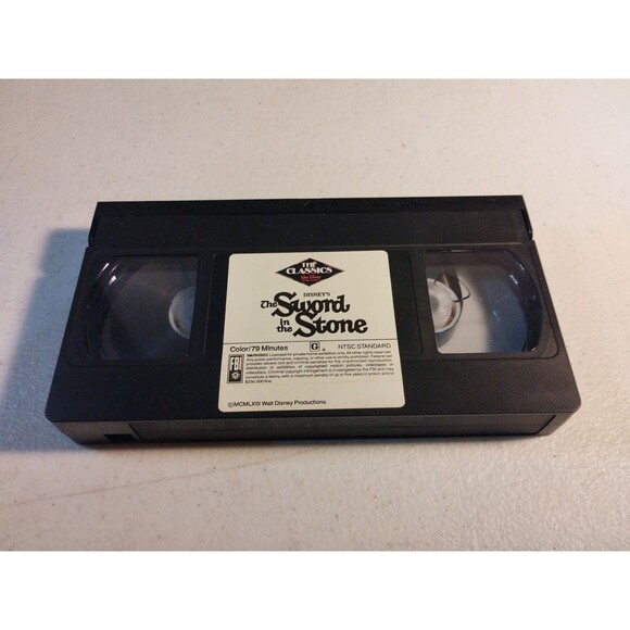 THE SWORD IN THE STONE VHS Walt Disney Black Diamond Collection Clamshell - Picture 7 of 7